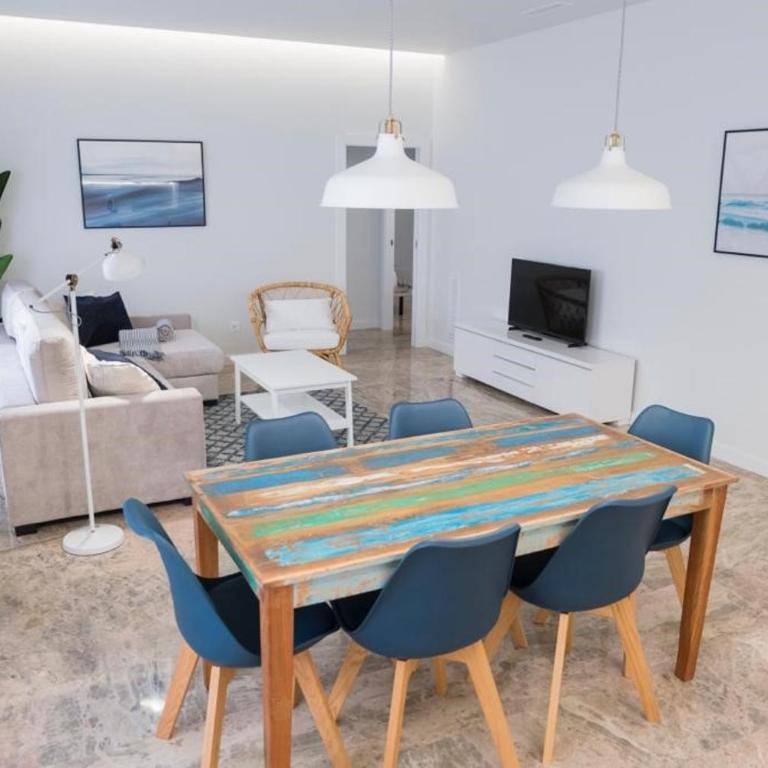 Dos Torres Exclusivos en Calle Alfonso I - Apartamento Deluxe de 2 dormitorios con balcón - 4