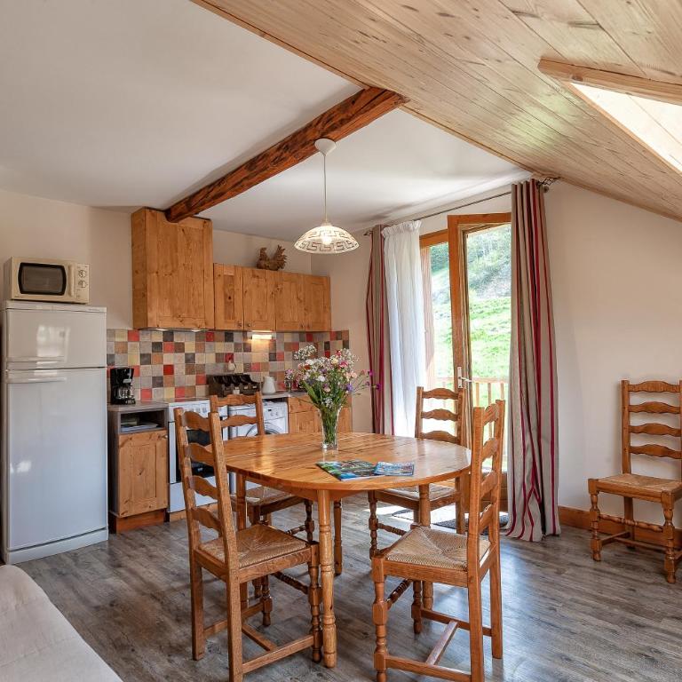 Les Alisiers - Appartement - Vue sur Jardin - 6