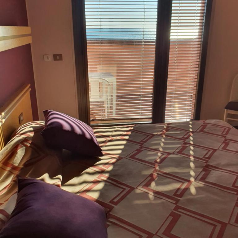 Hotel Antares - Camera Matrimoniale con Balcone e Vista Mare - 9