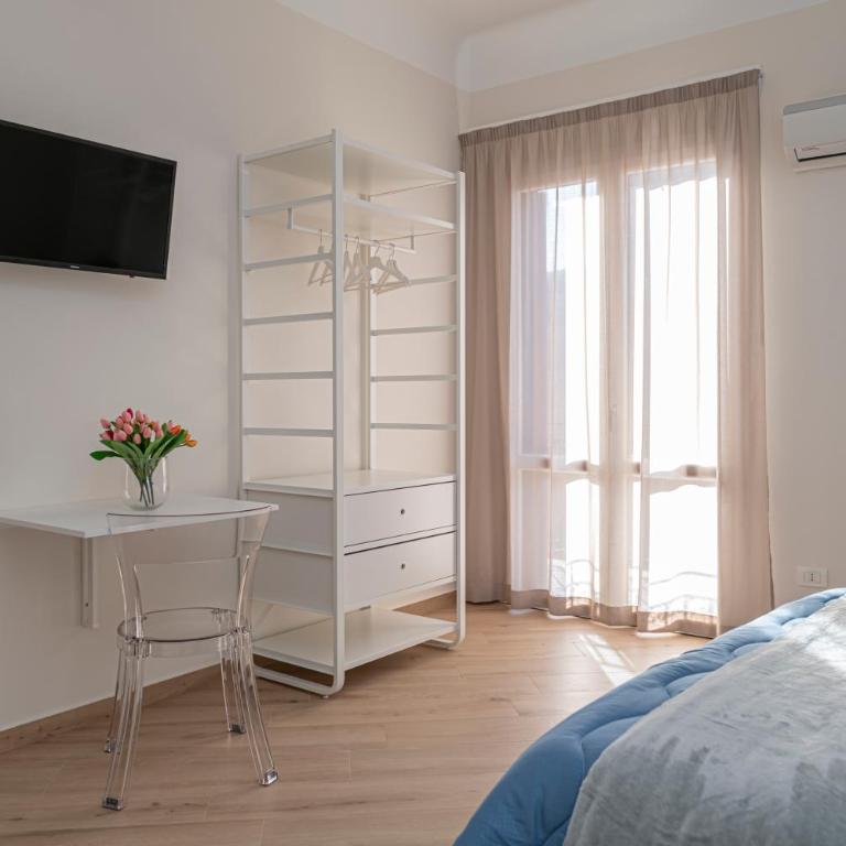 Via Goletta Home - Two-Bedroom Apartment - 2