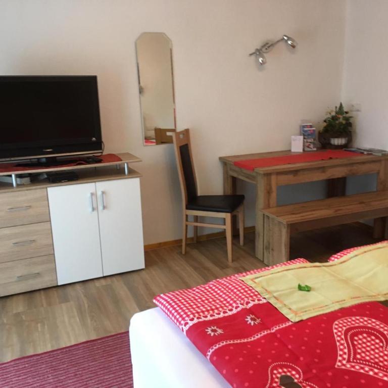 Gästehaus Schmid - Doppelzimmer - 1