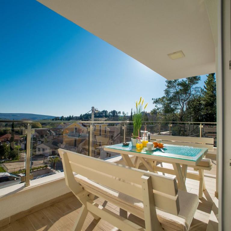 HAPPY HOME - Apartman sa 2 Spavaće Sobe - 10
