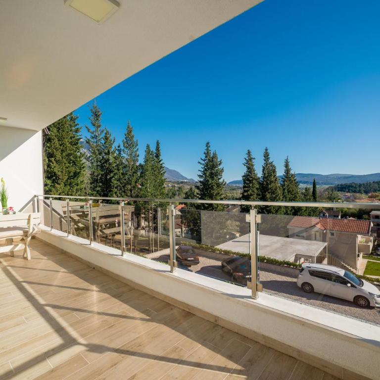 HAPPY HOME - Apartman sa 2 Spavaće Sobe - 11