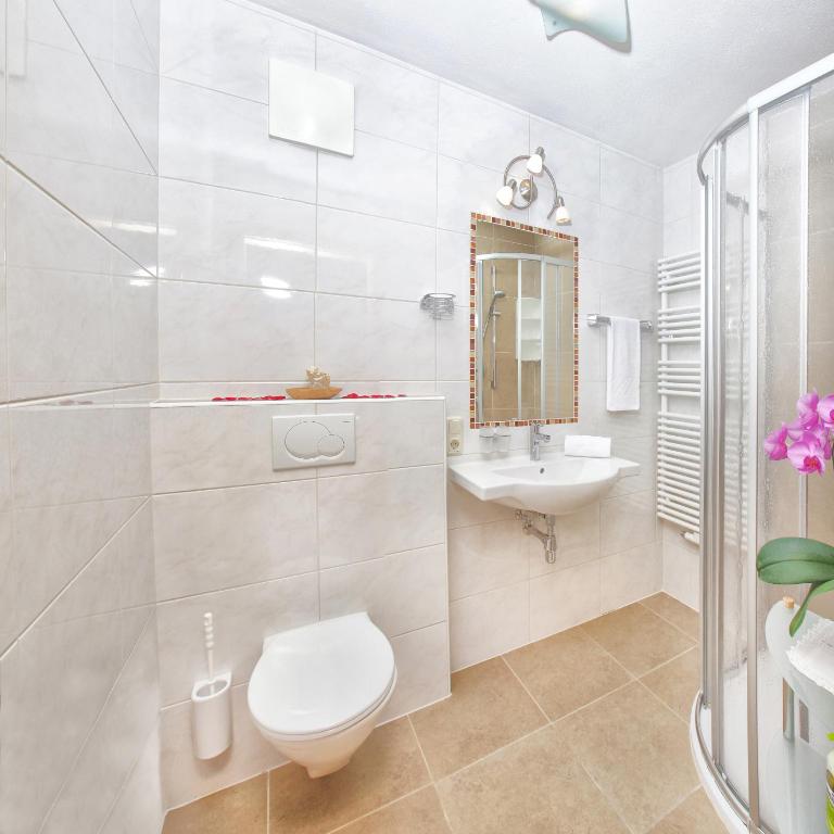 Apartments Fiechtl - Apartment mit 3 Schlafzimmern und Panoramablick - 13