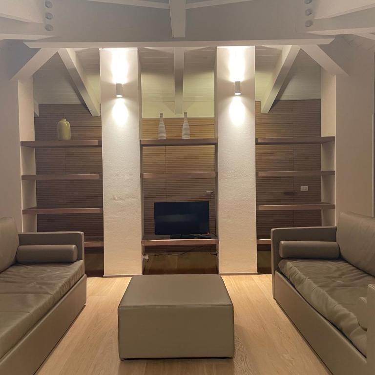 Ceccarini Suite - Appartamento Attico con 2 Camere da Letto - 8
