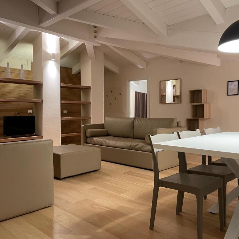 Ceccarini Suite - Appartamento Attico con 2 Camere da Letto - 15