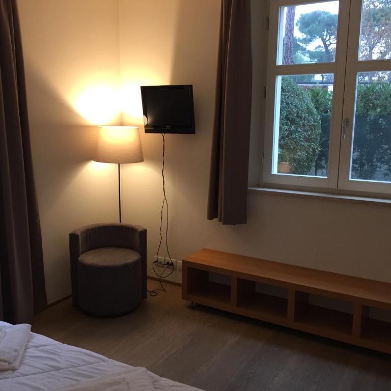 Ceccarini Suite - Appartamento con 1 Camera da Letto e Giardino - 9