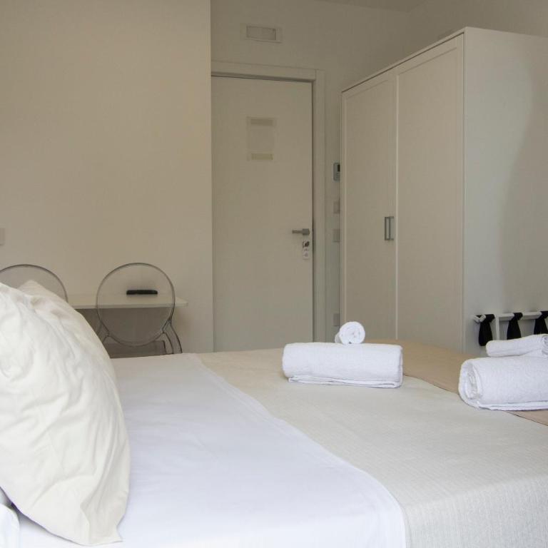 Anreale Rooms Agropoli - Camera Matrimoniale Deluxe con Balcone e Vista Mare - 9