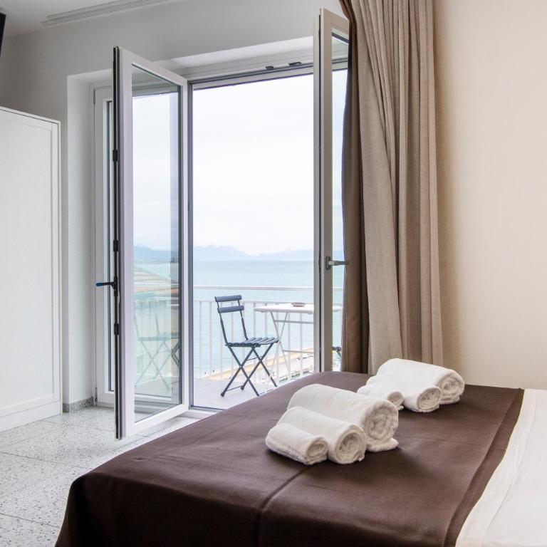 Anreale Rooms Agropoli - Suite Familiare con Balcone - 12