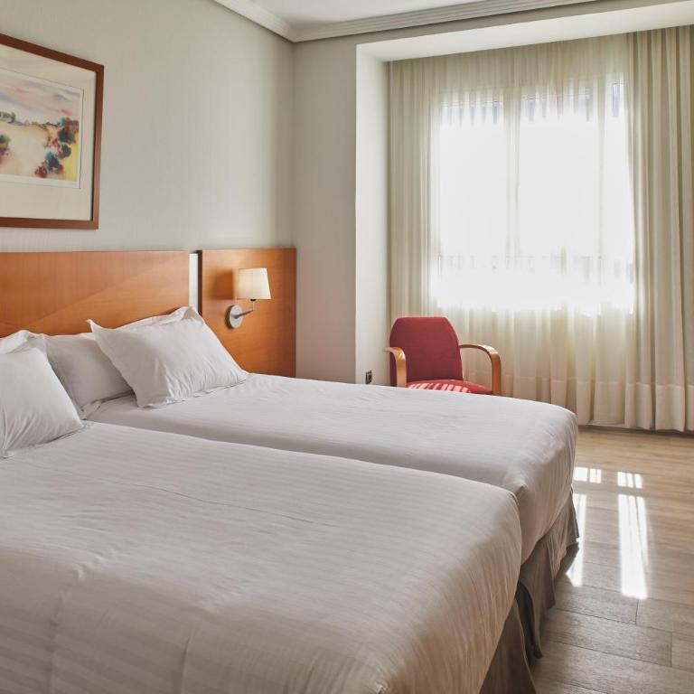 Silken Luis de León - Habitación Doble Confort - 1 o 2 camas - 1
