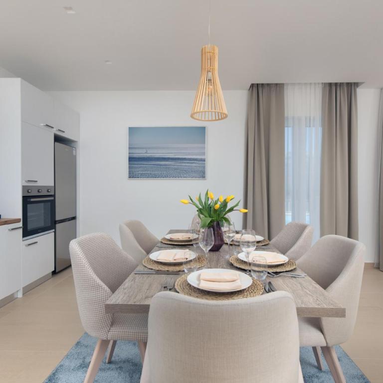 Carsko Selo Blizikuce - Kuća sa 3 Spavaće Sobe, Pogledom na More i Sopstvenim Bazenom - 11