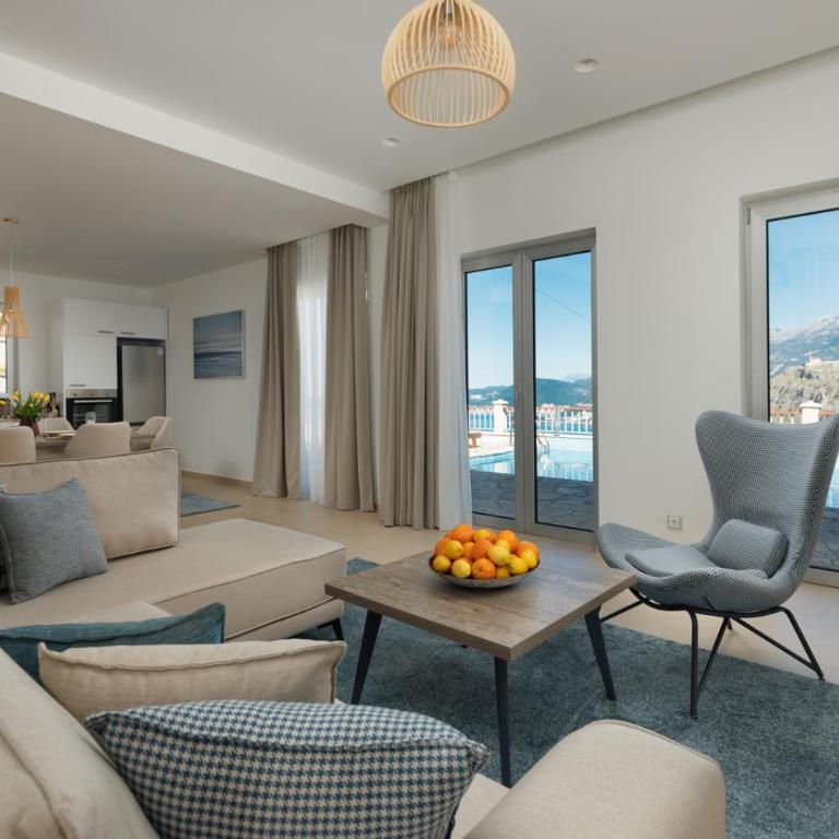 Carsko Selo Blizikuce - Kuća sa 3 Spavaće Sobe, Pogledom na More i Sopstvenim Bazenom - 12