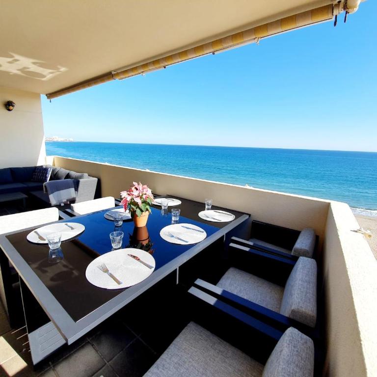 Front Row Penthouse Apartment on Carvajal Beach - Apartamento de 3 dormitorios - 35