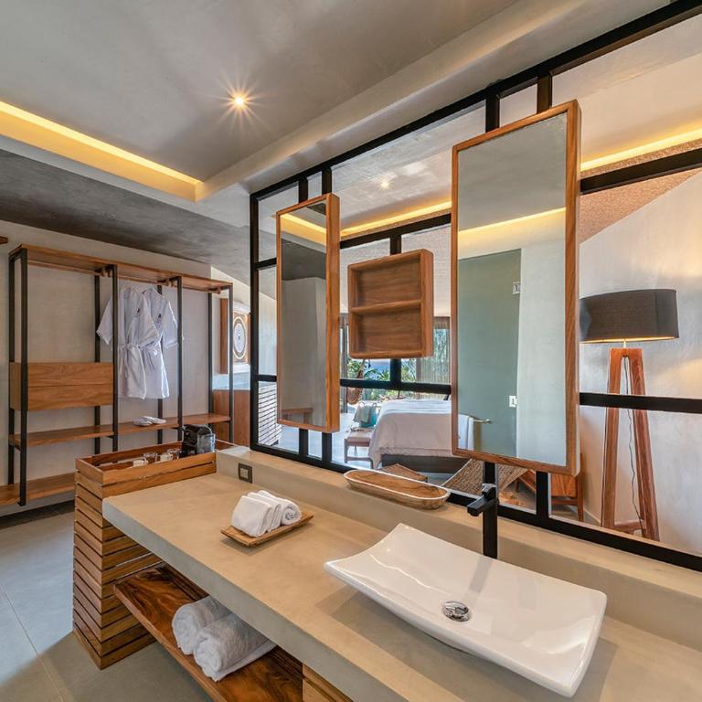 Mvngata Beach Hotel - Deluxe Ocean View - 5