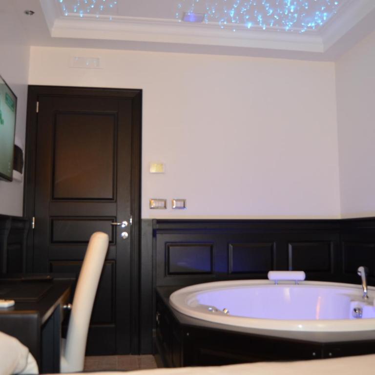Vaticano Royal Suite Guest House - Junior Suite - 20