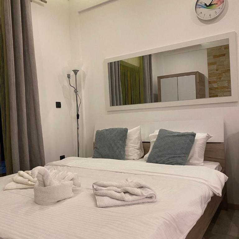 MILMARI APARTMAN P03 - Studio s King-sajz Krevetom i Sofom na Izvlačenje - 7