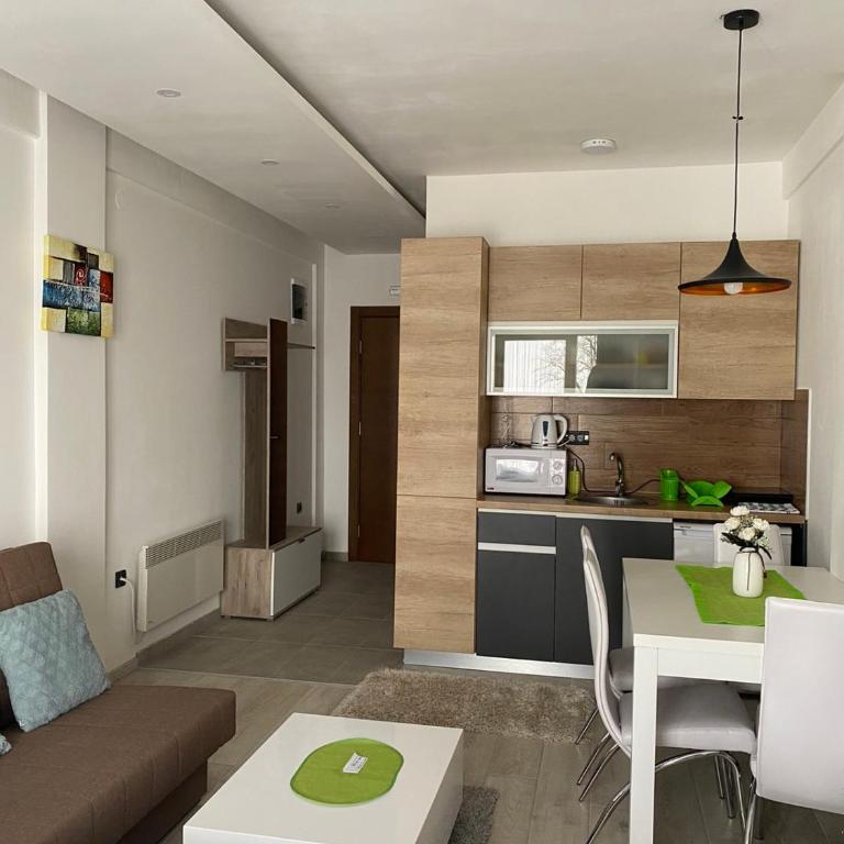 MILMARI APARTMAN P03 - Studio s King-sajz Krevetom i Sofom na Izvlačenje - 8