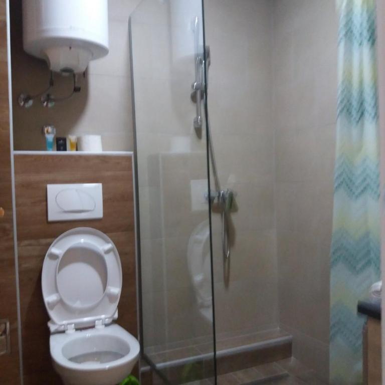 MILMARI APARTMAN P03 - Studio s King-sajz Krevetom i Sofom na Izvlačenje - 11