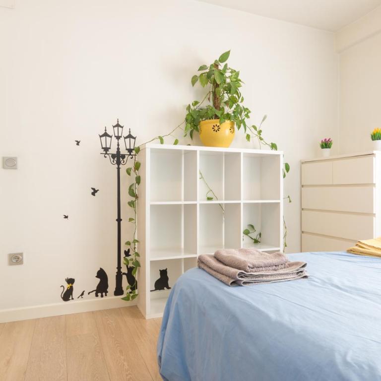 Piso de diseño junto al centro de Murcia con parking - Three-Bedroom Apartment - 12