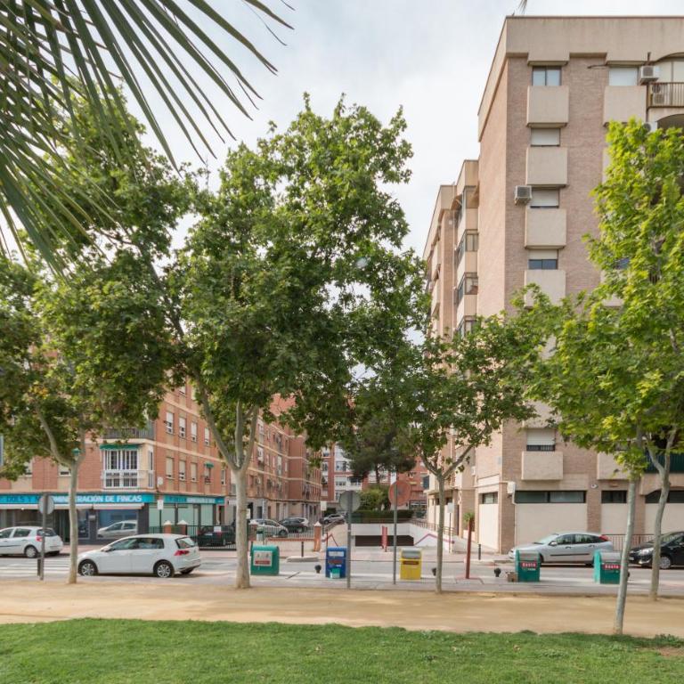 Piso de diseño junto al centro de Murcia con parking - Three-Bedroom Apartment - 29