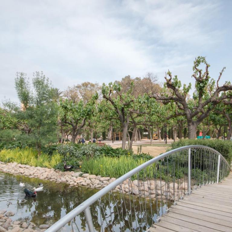 Piso de diseño junto al centro de Murcia con parking - Three-Bedroom Apartment - 32