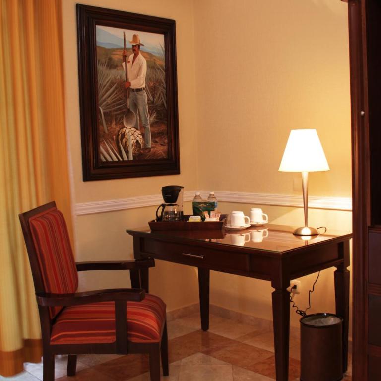 Hacienda Real del Caribe Hotel - Habitación con cama grande - 3