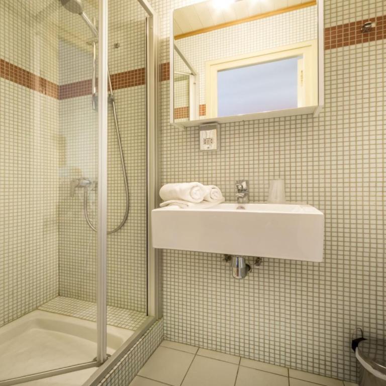 Hotel Rhodos Morzine - Chambre Quintuple (5 Adultes) - 1