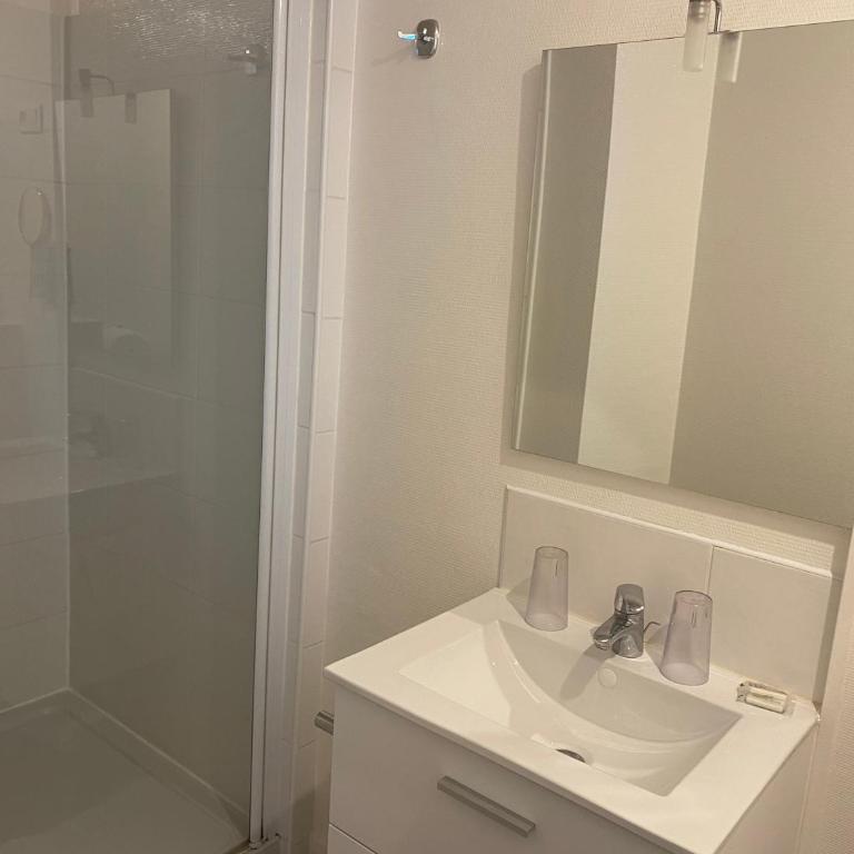 Hotel & Restaurant Hanoï Station - Chambre Quadruple - 3