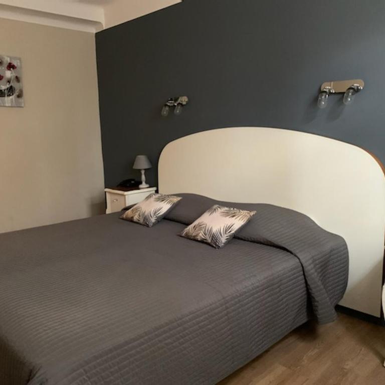 Le Castelet des Alpilles - Chambre Double Standard avec Baignoire - 4