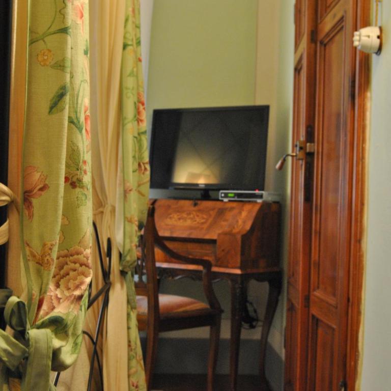 Residenza Palazzo Visdomini - Camera Matrimoniale - 8