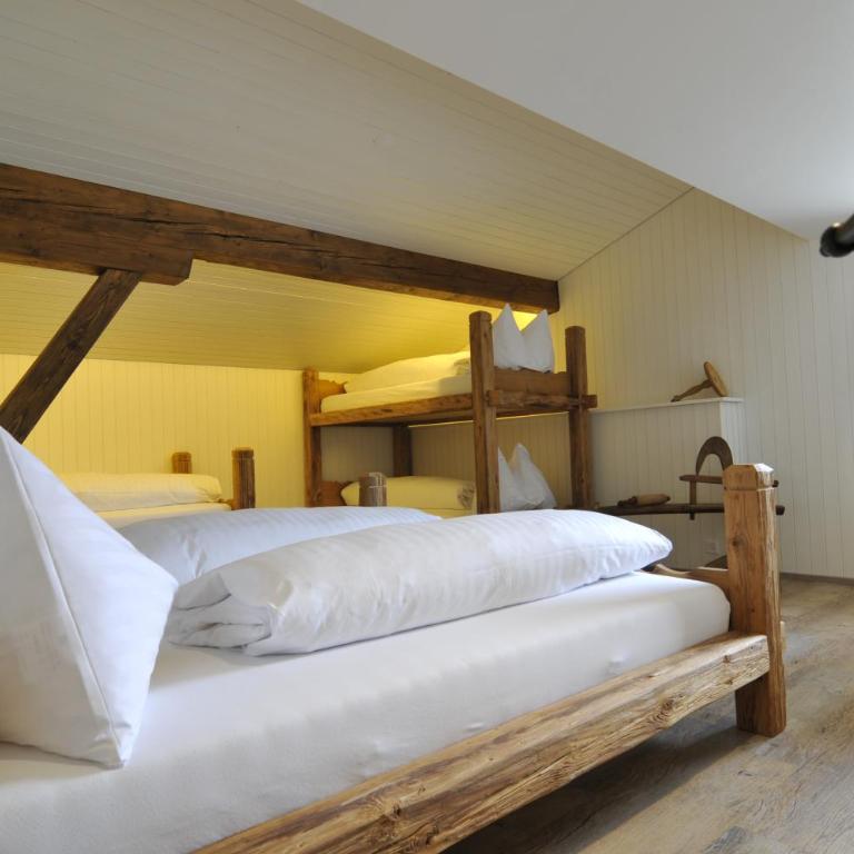 Berglodge Ristis - Fünfbettzimmer mit Gemeinschaftsbad - Nr. 4 - 1