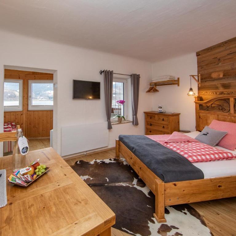 Haus Ditzer - Villa Theresia - Doppelzimmer mit Balkon - 3
