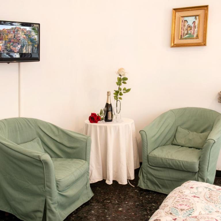 Il Ponentino - Camera Quadrupla Superior con Balcone, Vista Mare e Bagno Privato Esterno - 13