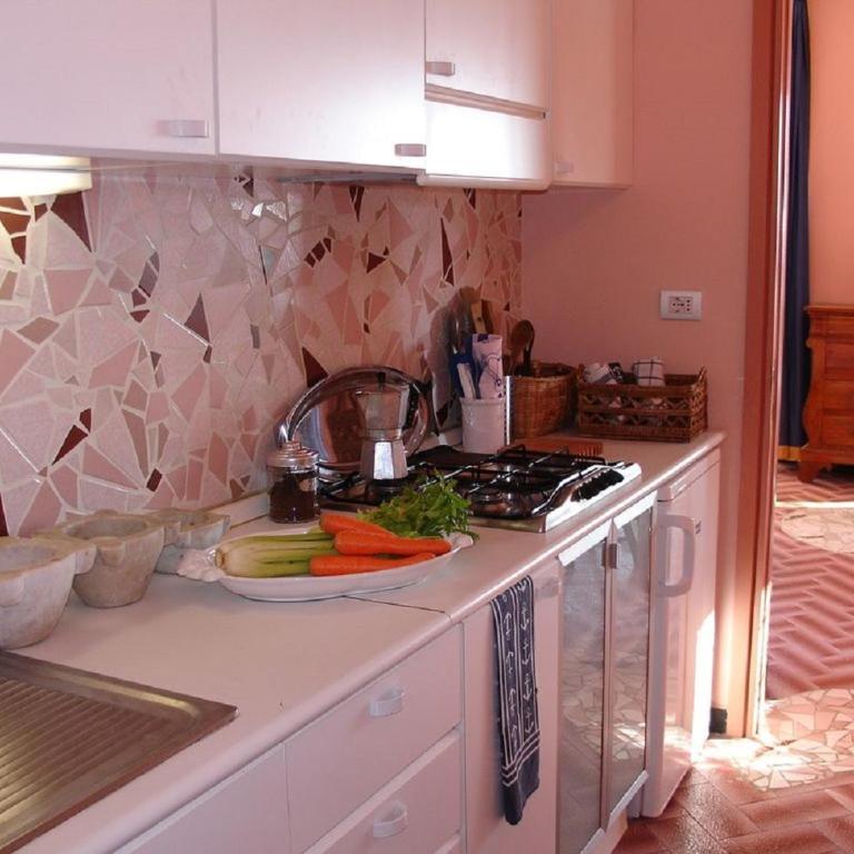Arveja Sea Breeze House by the beach best sea view - Apartment - 9
