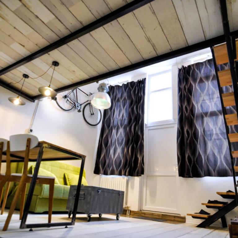 Altitude Loft - One-Bedroom Apartment - 33