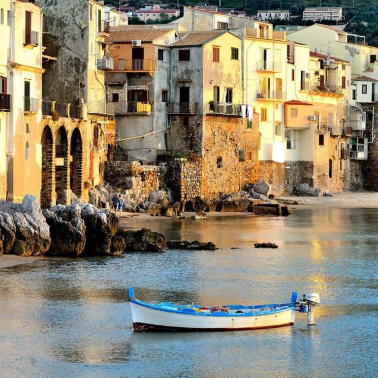 LavatoioFlats Casa sul mare e sul lavatoio medievale a Cefalù - Casa con 1 Camera da Letto - 1