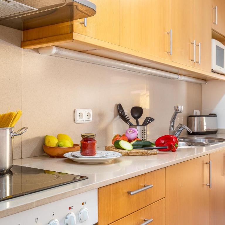 Lets Holidays BIG TERRACE APARTMENT IN BARCELONA - Apartment - 20