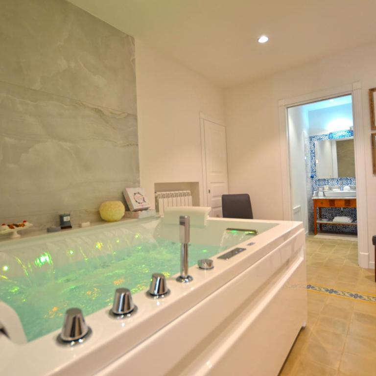 7 BLU Casa vacanze con idromassaggio - One-Bedroom House - 8