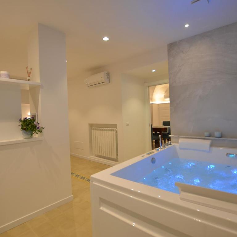 7 BLU Casa vacanze con idromassaggio - One-Bedroom House - 13