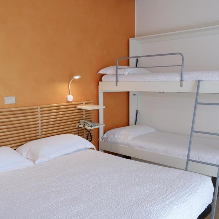Hotel Venezuela - Chambre Quadruple avec Balcon - 7