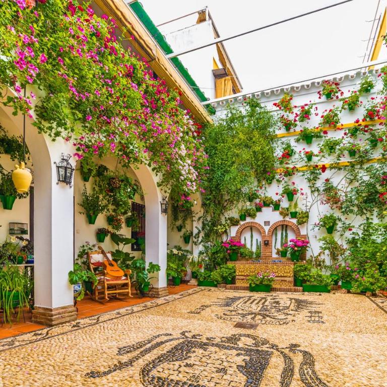Riad Mezquita de Cordoba - Suite con vistas al jardín - 37