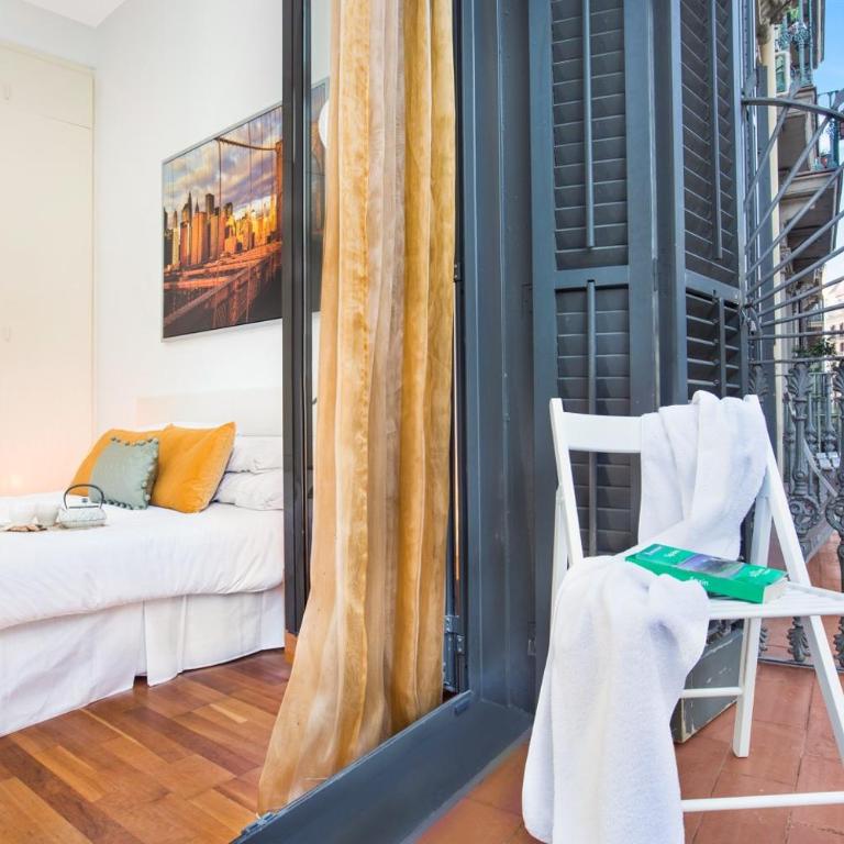 Stay U-nique Apartments Balmes - Two-Bedroom Apartment - 15