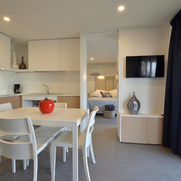 Colombaia Village - Large Mobile Home - 3