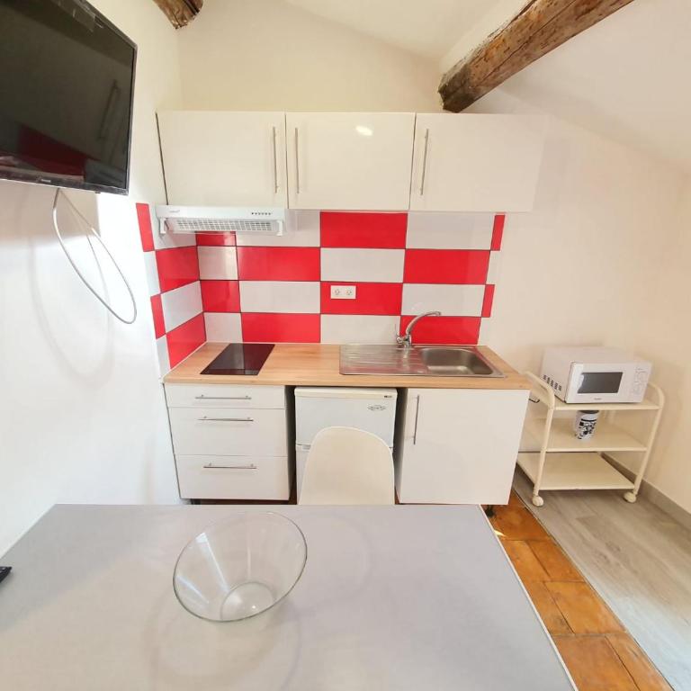 APPARTEMENT AGATHOIS-3 - Appartement 2 Chambres - 10