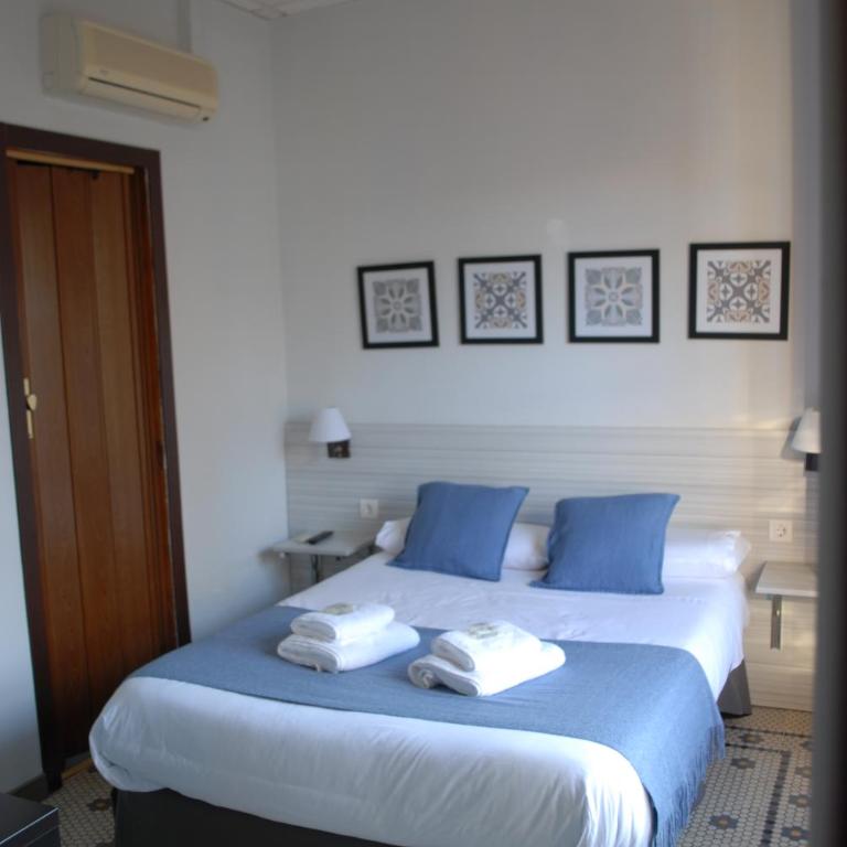 La Perla Granada Suites - Double Room - 1