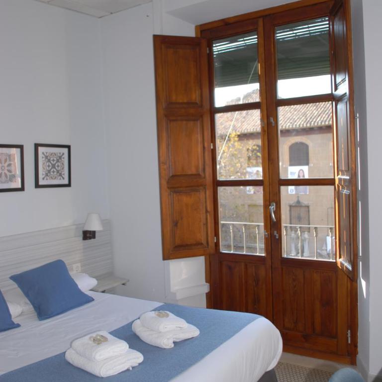 La Perla Granada Suites - Double Room - 7