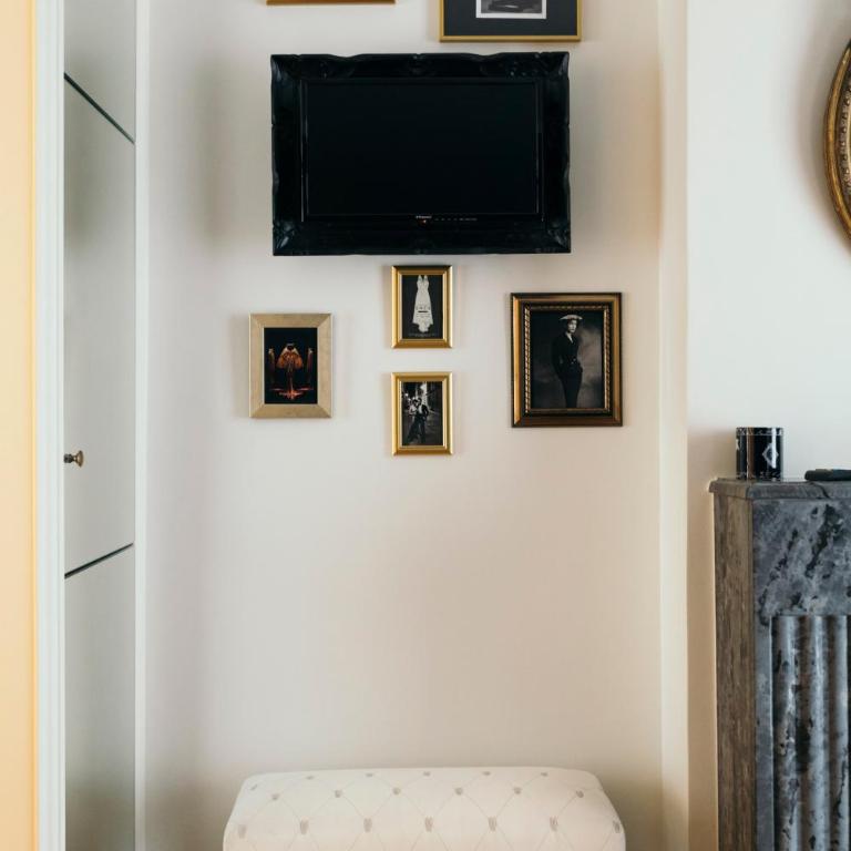 Chez Pépé Merle - Chambres d'hôtes dans le quartier du Père Lachaise - Chambre Double avec Salle de Bains Privative - 8