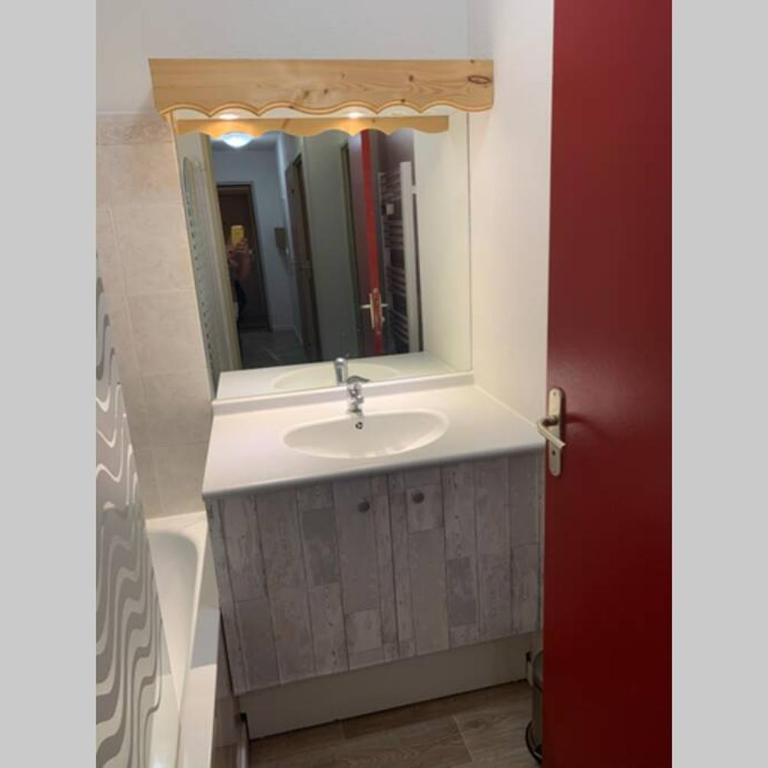 Logement 4/6 personnes à la montagne avec piscine - Appartement 2 Chambres - 9
