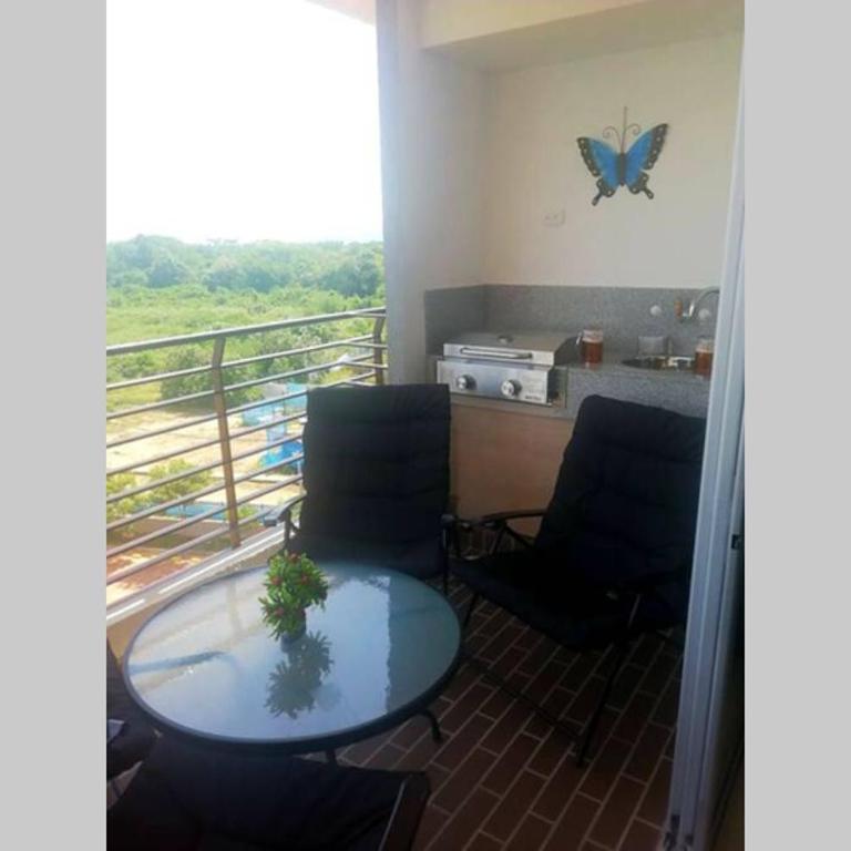 Hermoso apt con BBQ en balcon y Vista a la piscina - Apartamento de 2 dormitorios - 10