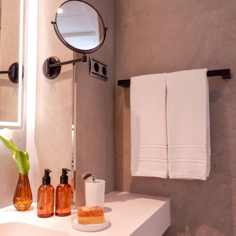 U-Sense Sevilla Catedral - Apartamento de 2 dormitorios - 17